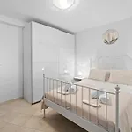 شقة Seaside & Modern Flats By Explore Andros