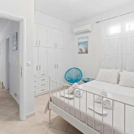 Seaside & Modern Flats By Explore Andros * Piso Gialia