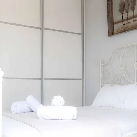 Seaside & Modern Flats By Explore Andros *